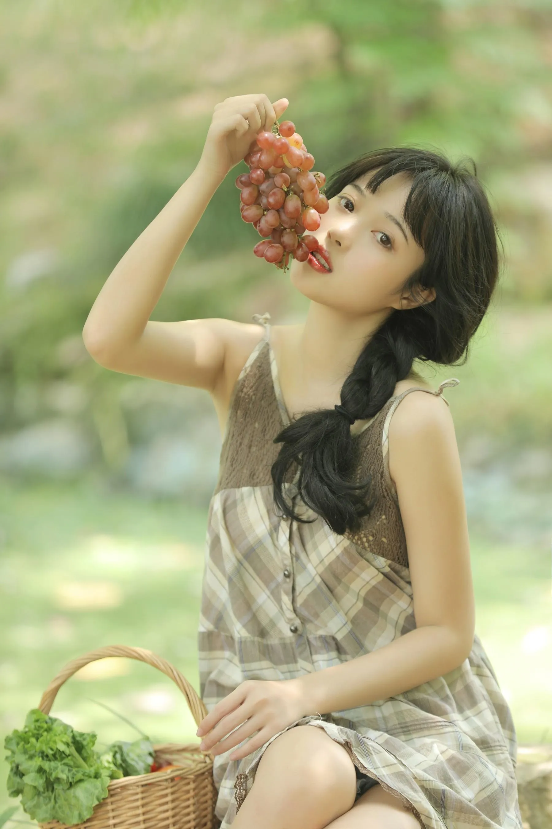 [YITUYU艺图语]2022.09.22 小夏日 小薇人儿 [34P]插图9